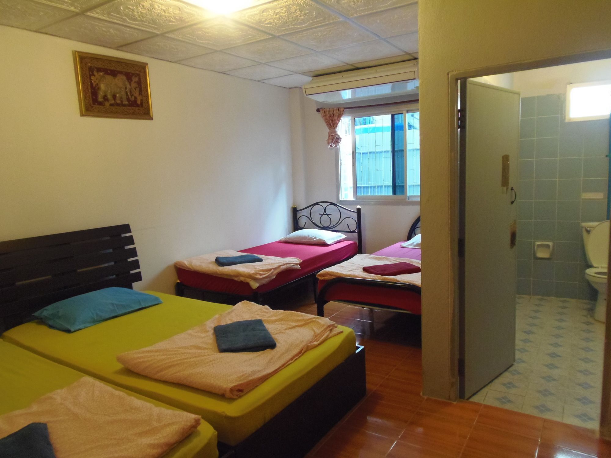 Banthai P.P. Hotel Phi Phi Islands Esterno foto