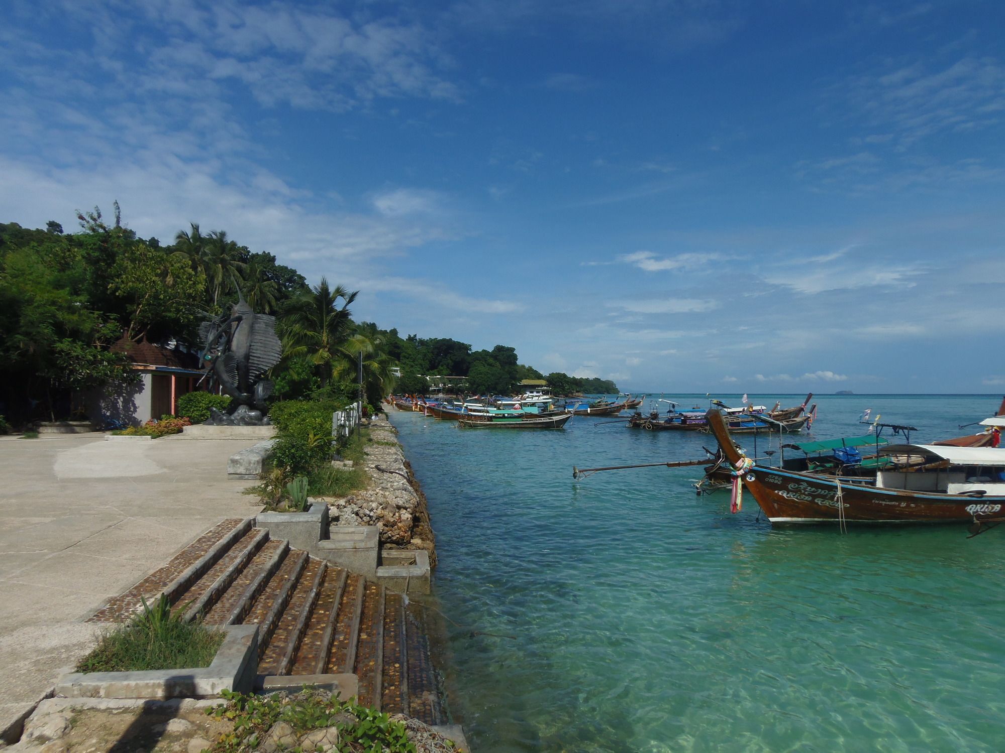 Banthai P.P. Hotel Phi Phi Islands Esterno foto